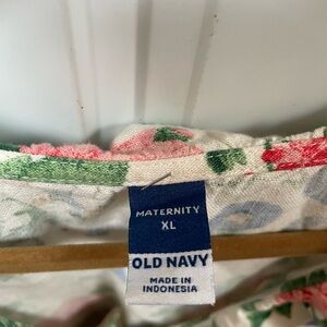 Old Navy Maternity (XL) floral dress